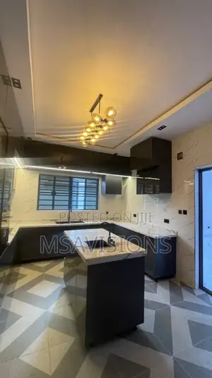 Newly Built Detached 4 Bedroom Modern Duplex