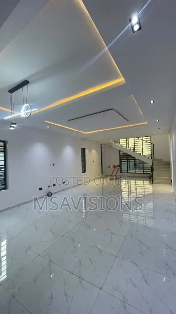 Newly Built Detached 4 Bedroom Modern Duplex