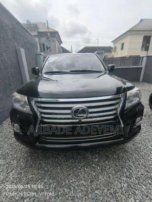 Lexus LX 570 AWD 2014 Black