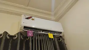 Neat 5-Month-Old Newcastle 1.5hp Inverter Ac (Negotiable)