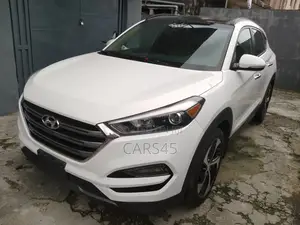 Hyundai Tucson 2016 White