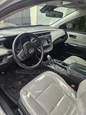 Toyota Avalon 2018 Silver