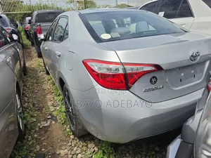 Toyota Corolla 2016 Silver