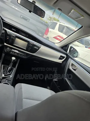 Toyota Corolla 2016 Silver
