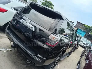 Toyota 4-Runner Limited 4dr SUV 4WD (4.0L 6cyl 5A) 2014 Black