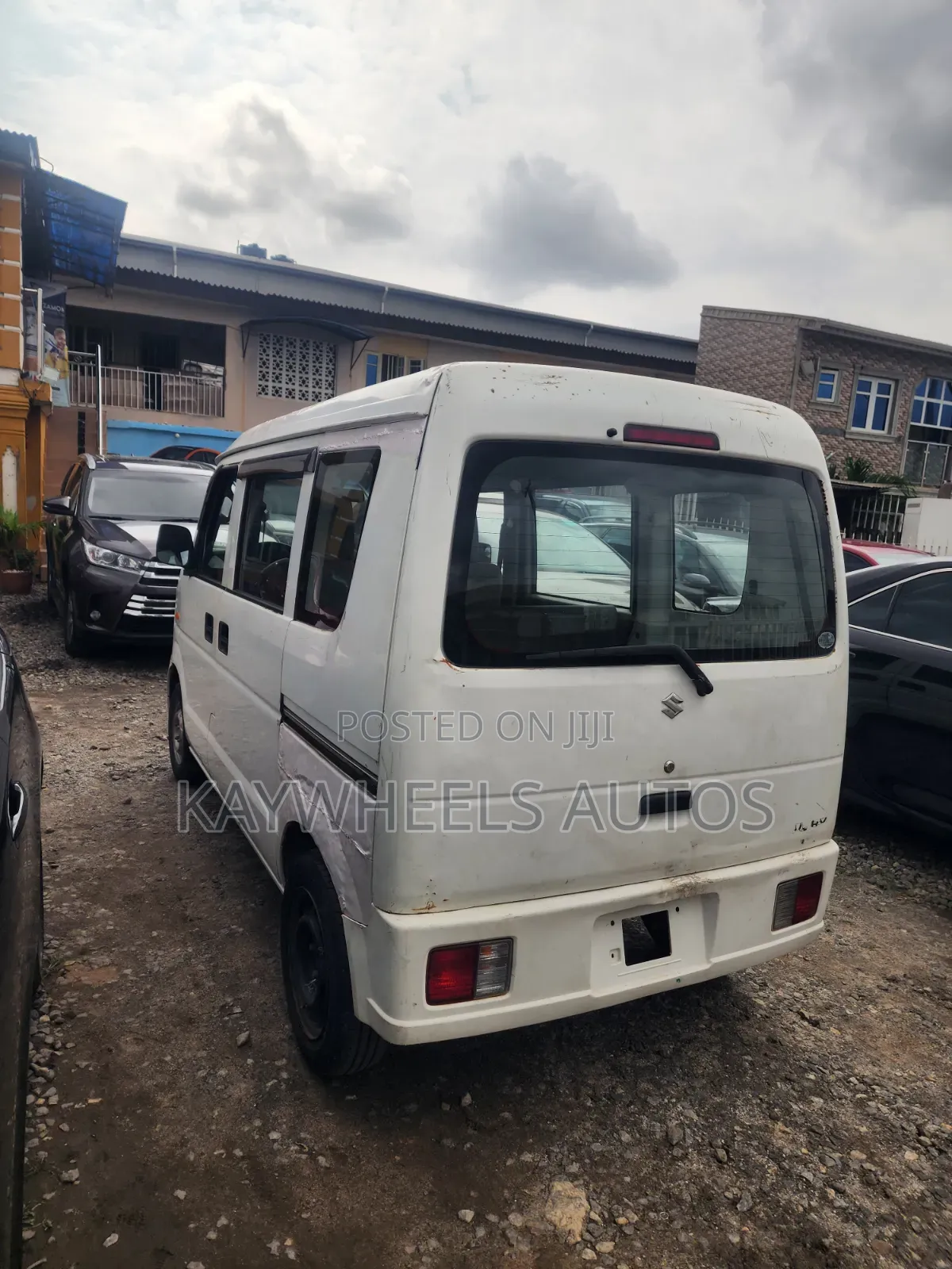 Suzuki Every 2002 White