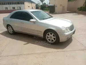 Mercedes-Benz C200 2004 Silver