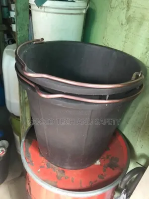Explosion-proof Rubber Bucket