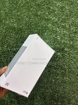 New Oppo Reno9 256 GB Silver