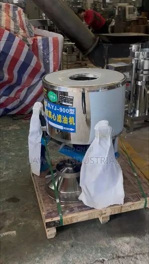 Oil Press + Oil Filtering Machine