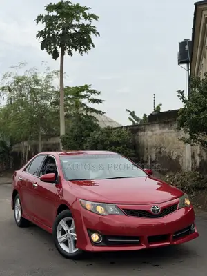 Toyota Camry SE 4dr Sedan (2.5L 4cyl 6A) 2013 Red