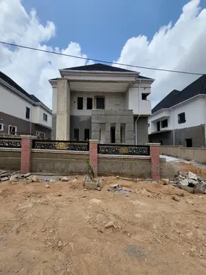 4bdrm Duplex in Sabon Lugbe for sale