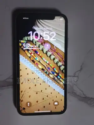 Apple iPhone XR 64 GB Silver