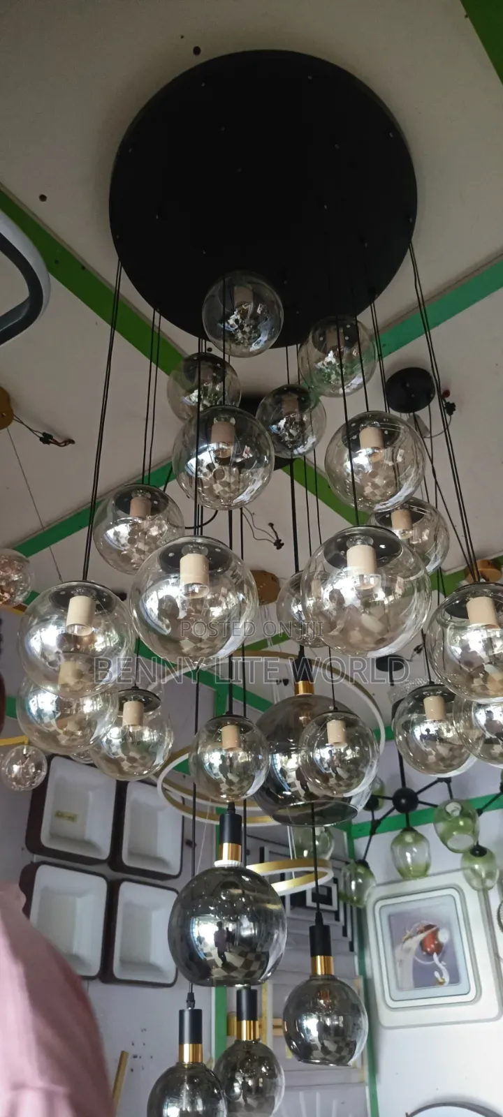 18 Head Dropping Pendant Glass Chandelier Light