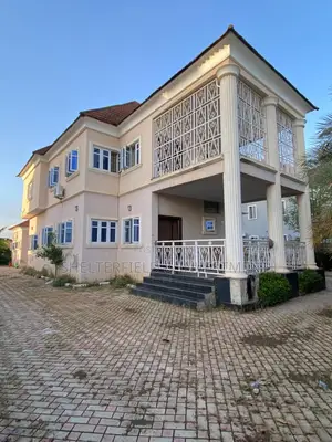 4bdrm Duplex in Nzube Estate, Lokogoma for sale