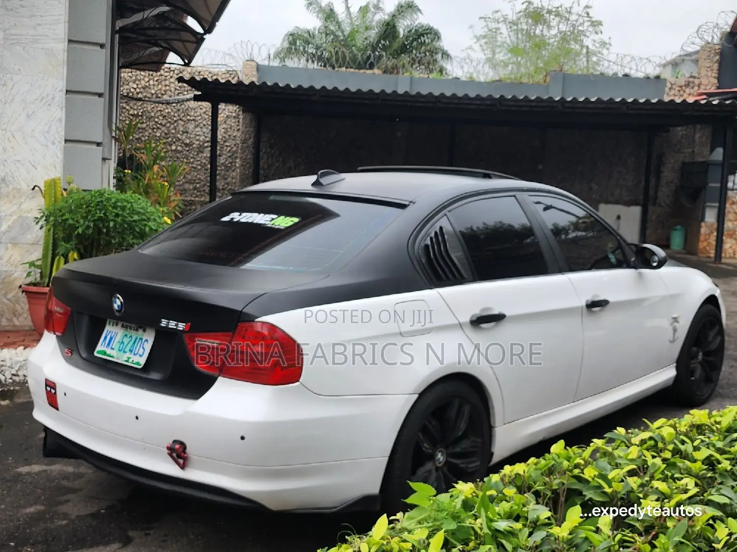 BMW 328i 2009 Off white
