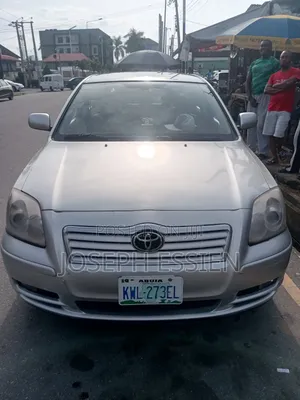 Toyota Avensis 2.4 WT-i Executive 2005 Silver