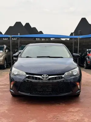Toyota Camry XLE 4dr Sedan (3.5L 6cyl 6A) 2017 Blue