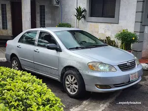 Toyota Corolla LE 2005 Silver