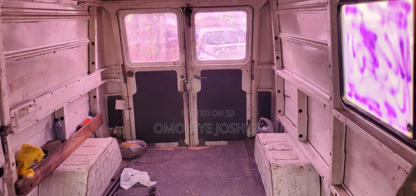 Nissan Vanette 1998 White