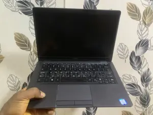 Laptop Dell Latitude 5300 8GB Intel Core i5 SSD 256GB