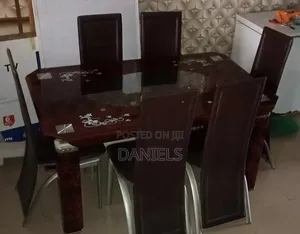 Dinning Table With Six Chairs
