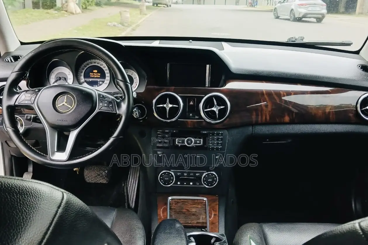 Mercedes-Benz GLK-Class 2012 Silver