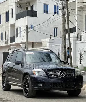 Mercedes-Benz GLK-Class 2010 Blue
