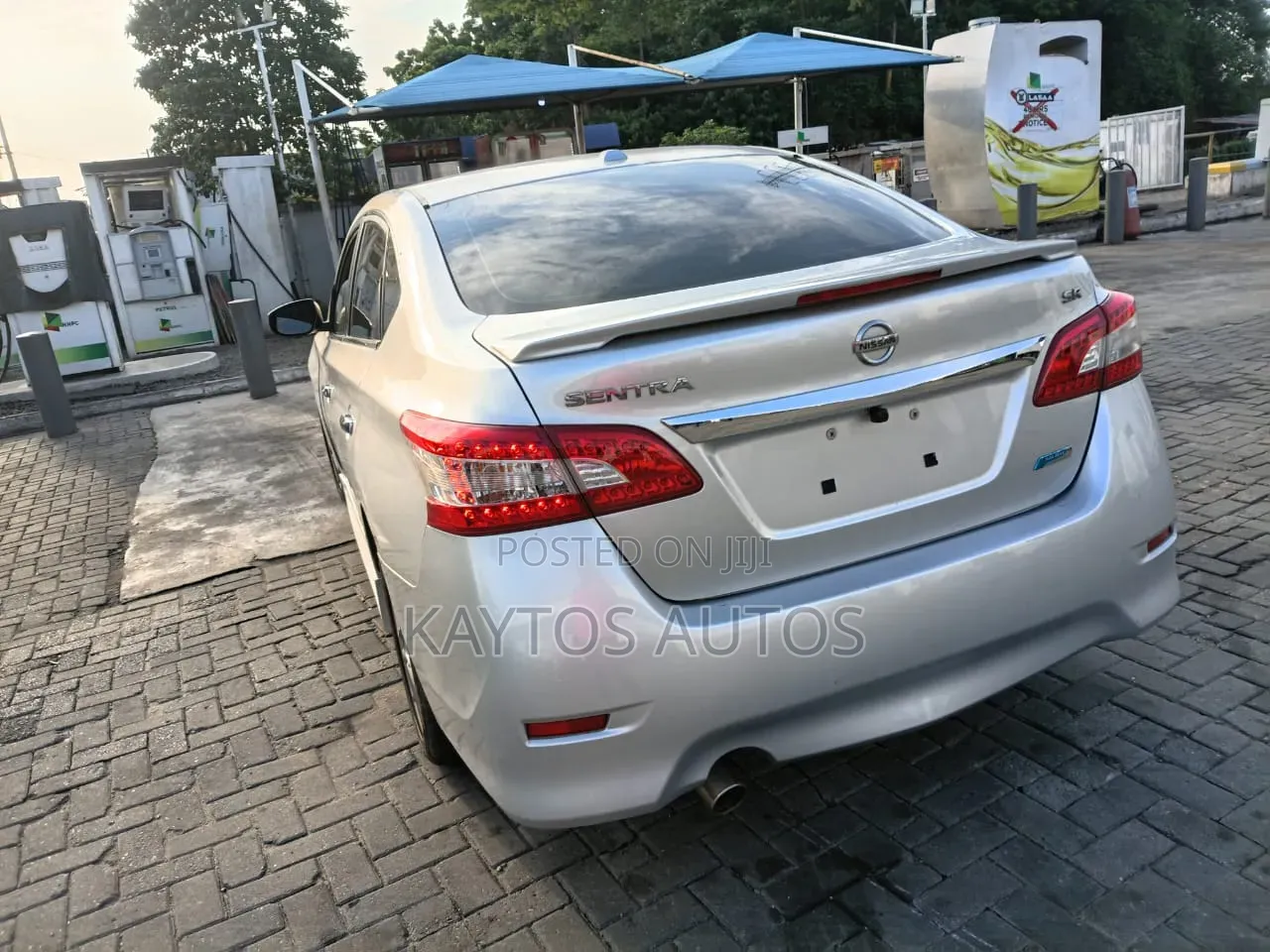 Nissan Sentra SR 2013 Silver
