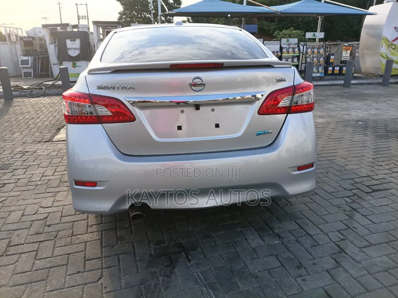 Nissan Sentra SR 2013 Silver