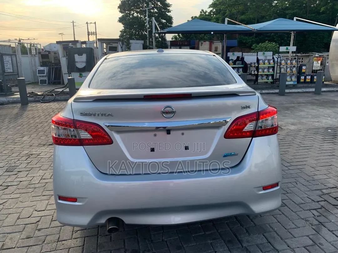 Nissan Sentra SR 2013 Silver