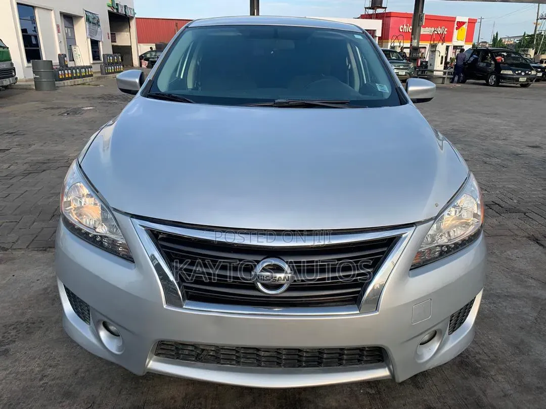 Nissan Sentra SR 2013 Silver