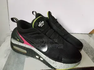 Black Nike Shoe Size 41
