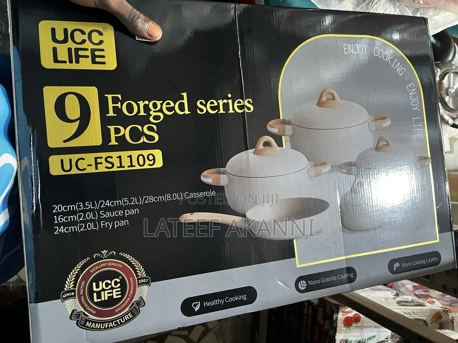 Non-Stick Pot