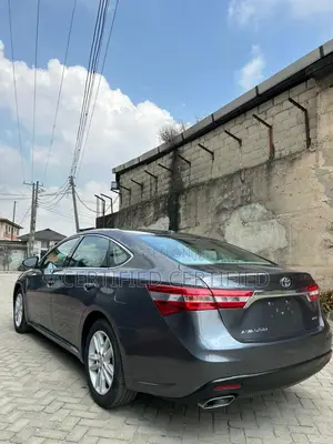 Toyota Avalon XLE 4dr Sedan (3.5L 6cyl 6A) 2014 Gray