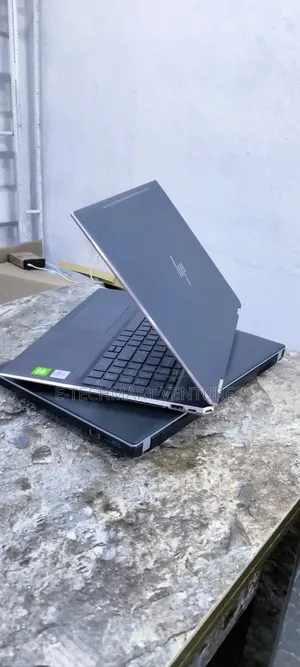 Laptop HP Spectre X360 15t 16GB Intel Core i7 SSD 512GB