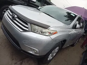 Toyota Highlander 2013 Silver