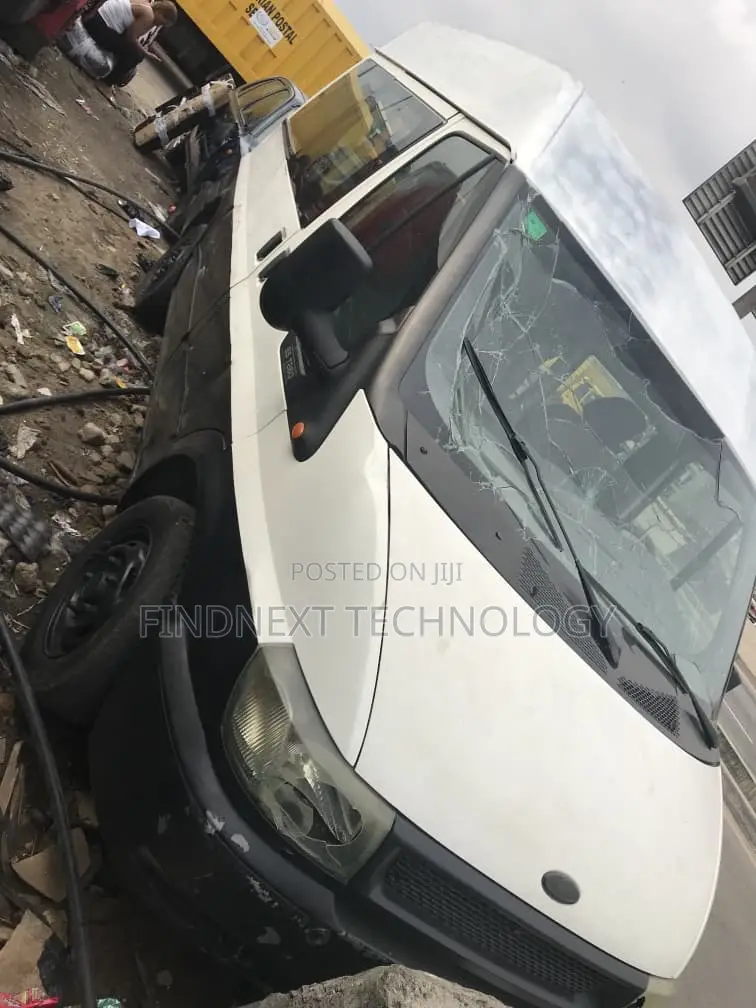 Ford Transit 2005 White