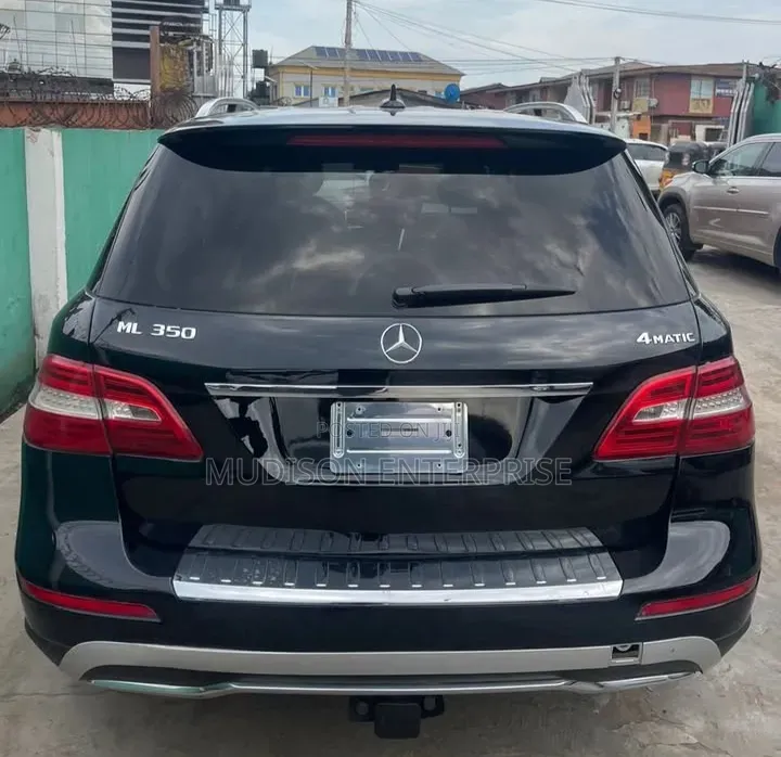 Mercedes-Benz M Class 2015 Black