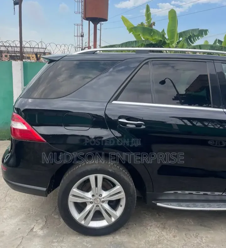 Mercedes-Benz M Class 2015 Black