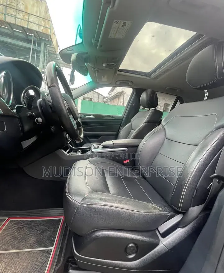 Mercedes-Benz M Class 2015 Black