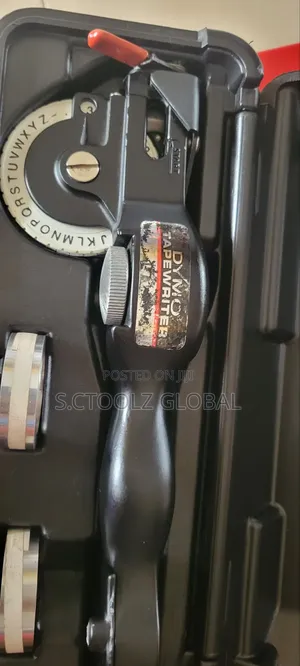 Dymo M1011 Typewriter