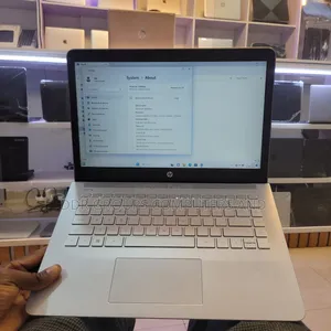 Laptop HP 14-dq1088wm 8GB Intel Core i5 HDD+SSD 1T