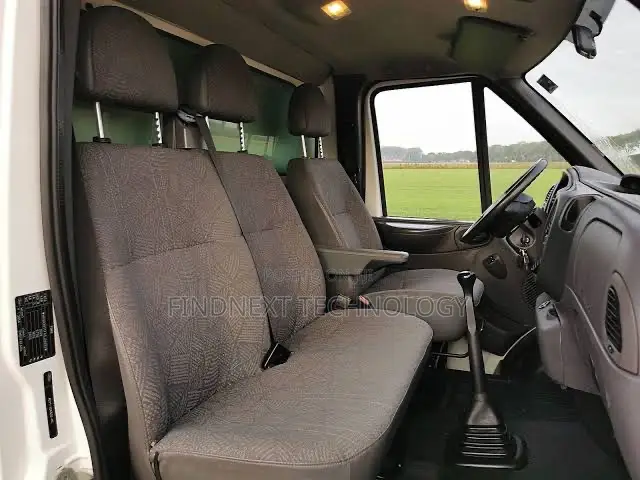 Ford Transit 2005 White