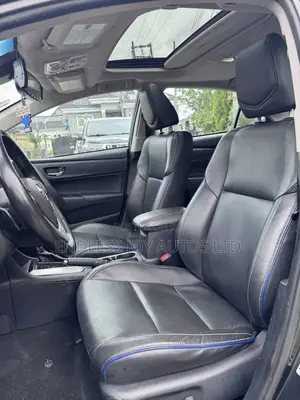 Toyota Corolla XSE 4dr Sedan (1.8L 4cyl CVT) 2017 Black