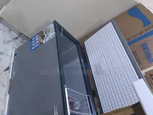 Strong Cooling Nexus Deep Freezer 250l