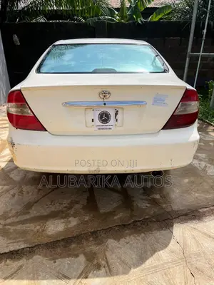 Toyota Camry 2004 White