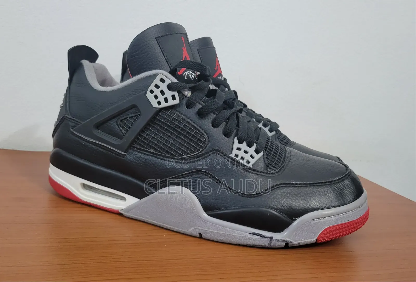 Nike Air Jordan Retro 4