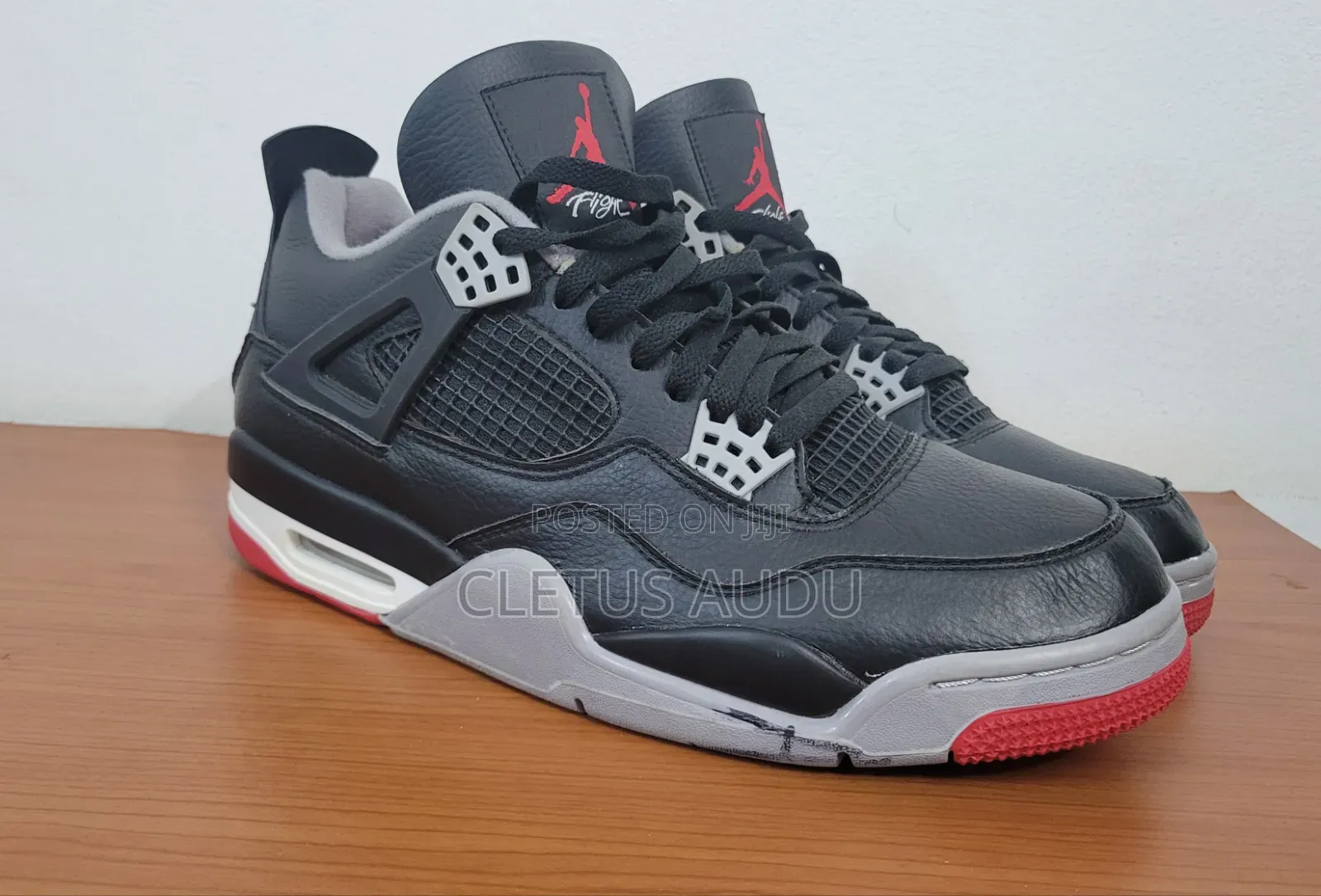 Nike Air Jordan Retro 4