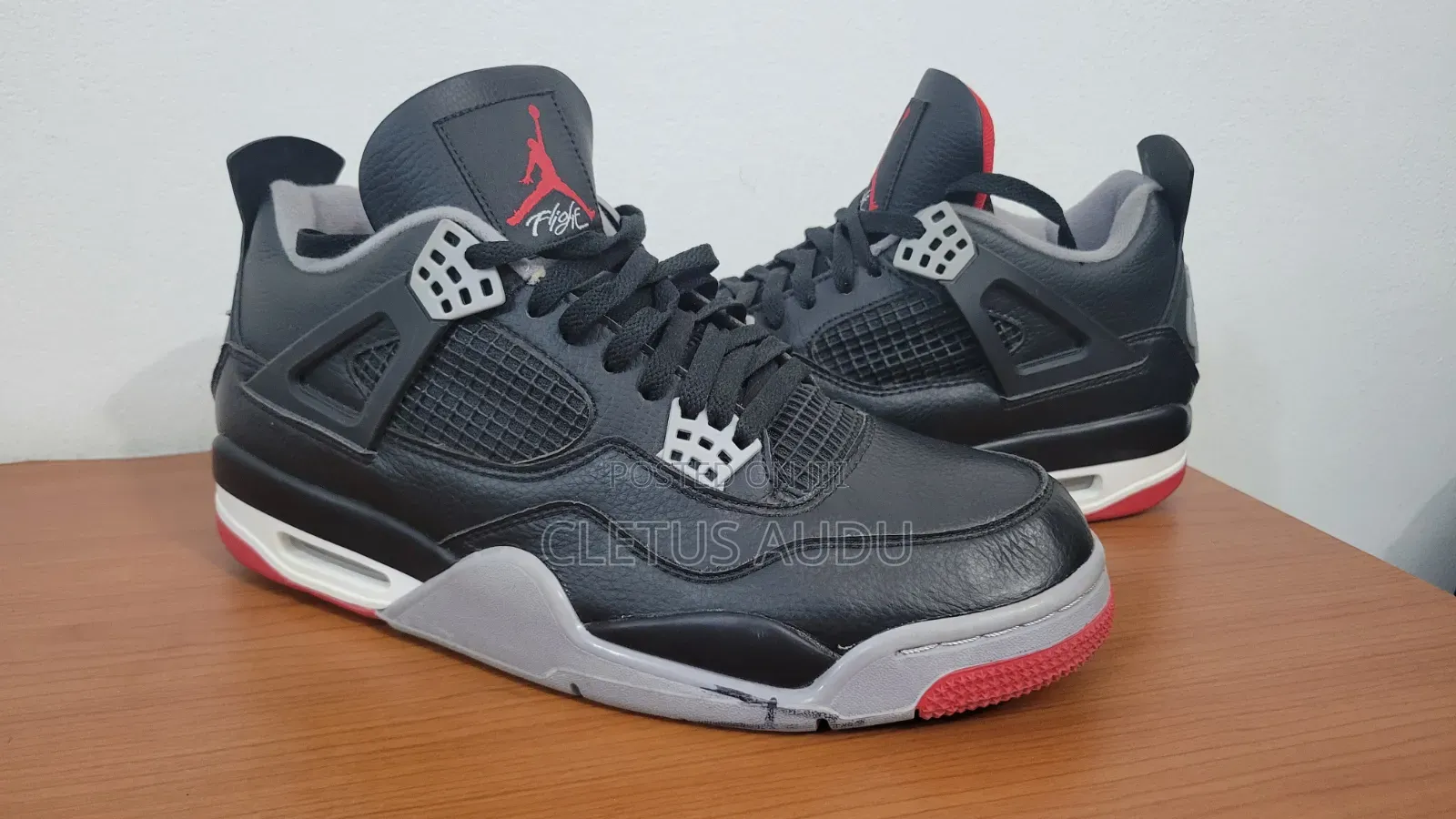 Nike Air Jordan Retro 4